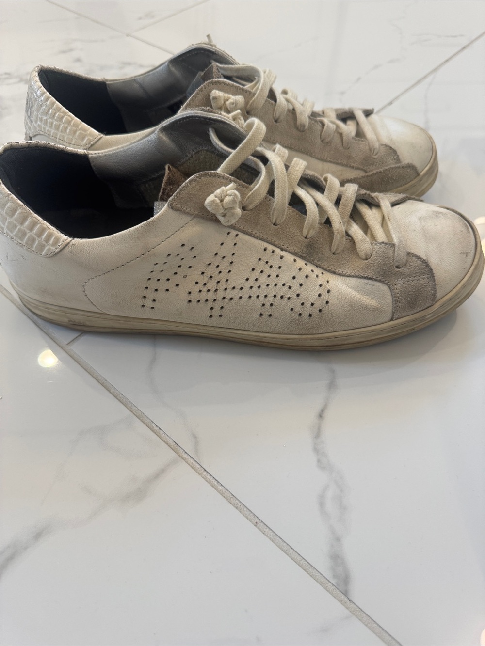 P448 Women's White and Gray Low-Top Lace-Up Sneakers with Metallic Accents - Picture 4 of 6